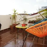 Vic Arts House * אבאירו