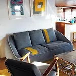בית הארחה Vic Arts House אבאירו